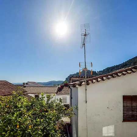 2 Bedroom Cozy Home In Grazalema Exterior photo